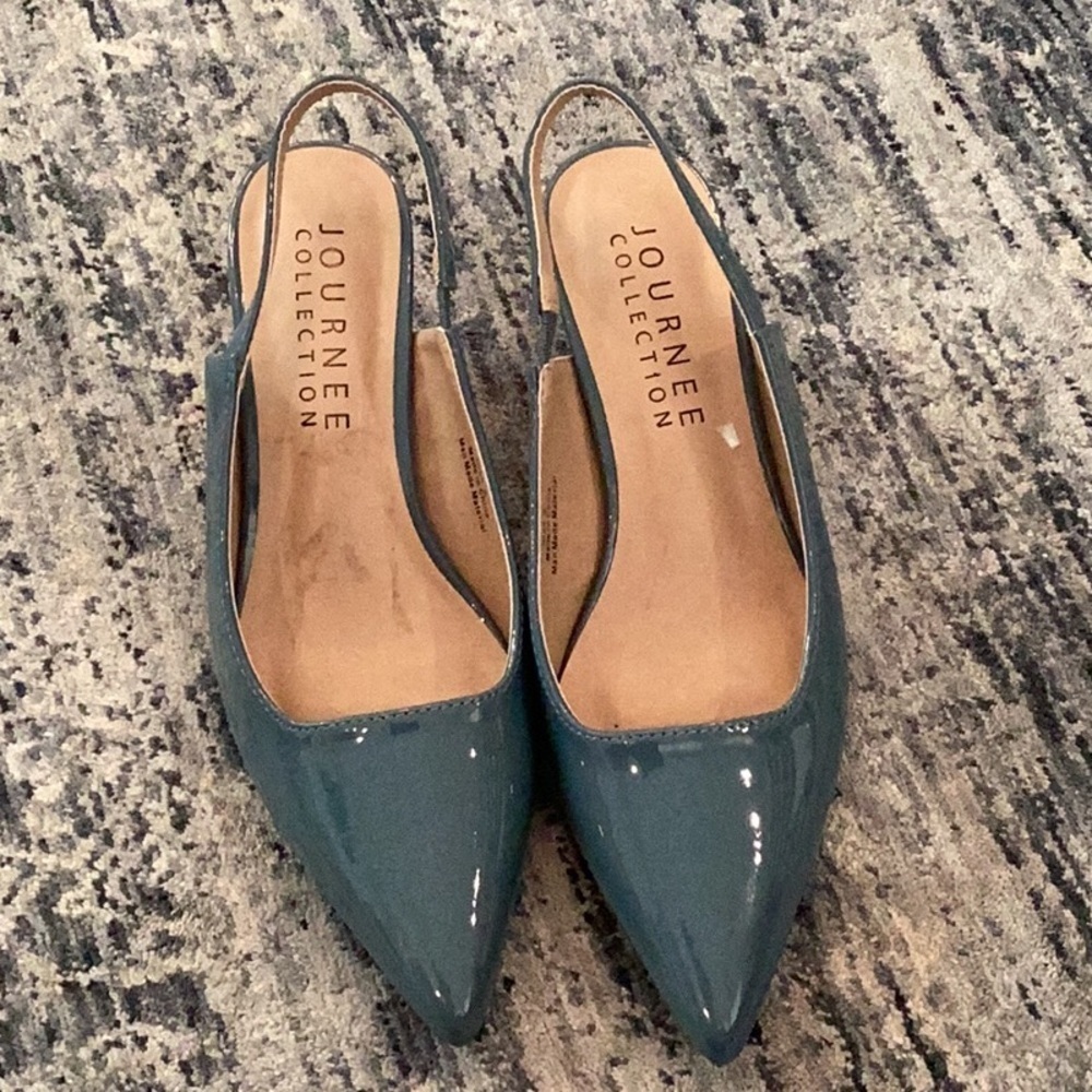 NWOT Journee Collection Size 6 Kitten Heels‎ - Picture 2 of 6
